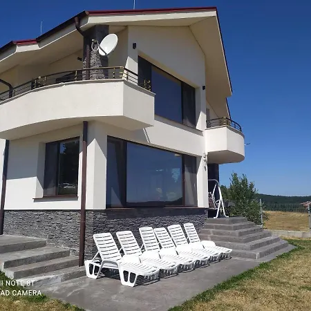 Βίλα Relax Tsigov Chark